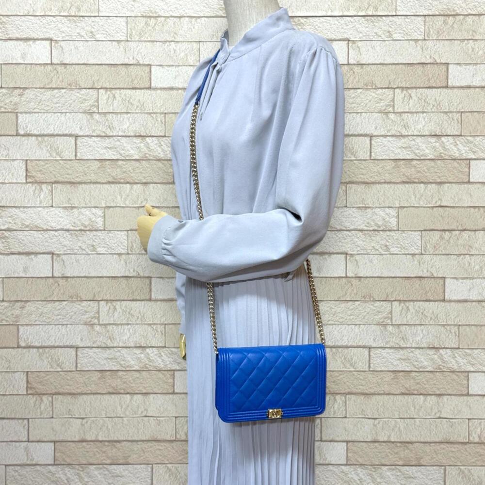 CHANEL Authentic Blue Leather Wallet - Picture 2 of 12